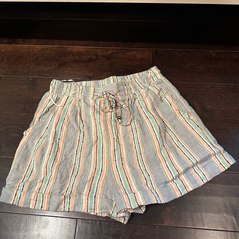 Women’s Shorts (GLIKS)